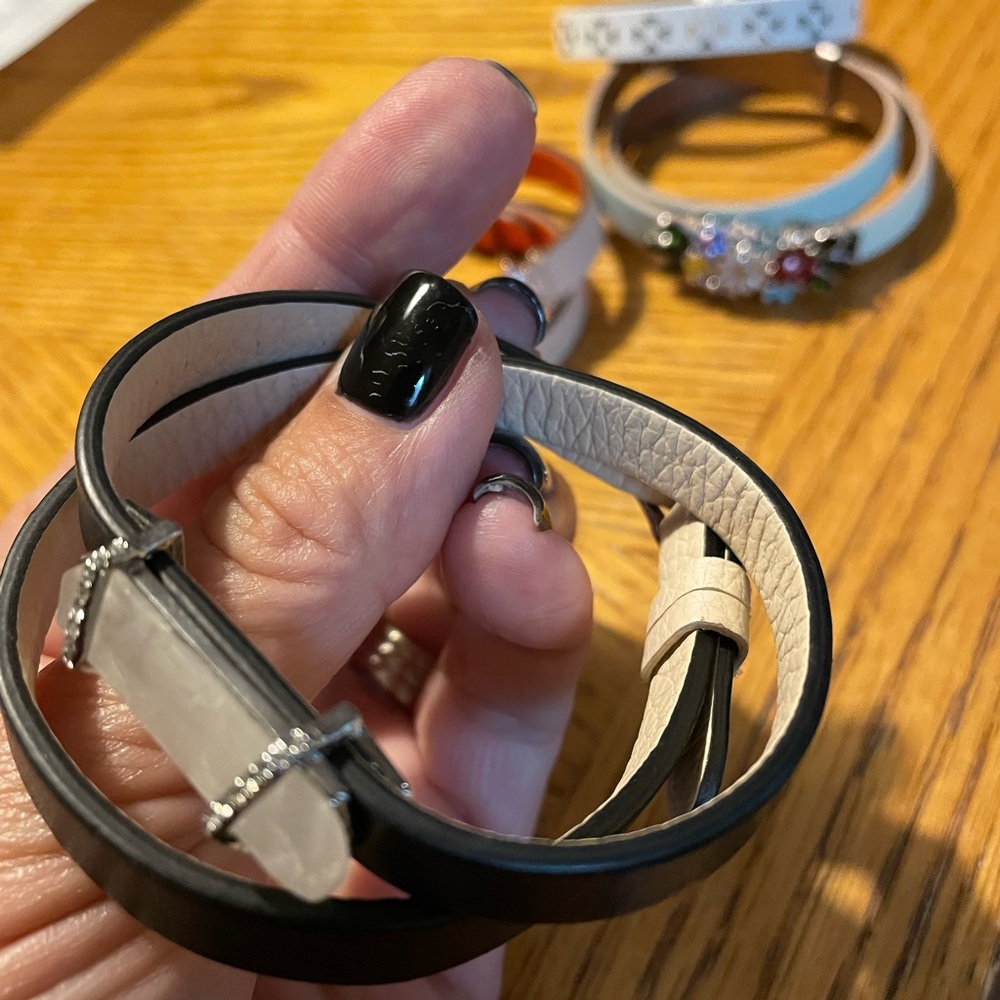 Keep Collective bracelets - Picture 2 of 3